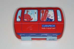 Curaprox Kids ceļojumu komplekts bērniem 6-12 gadi - sarkans